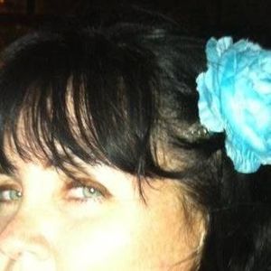 Meet your Posher, Leanne